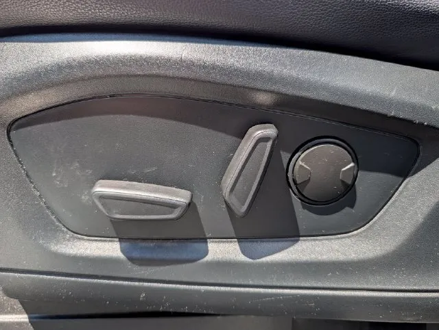 2022 Ford Explorer Limited - Photo 16