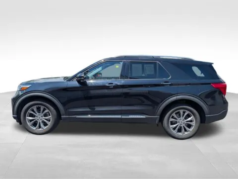 More photos of 2022 Ford Explorer Limited at Auto Outlets of Farmington, NY
