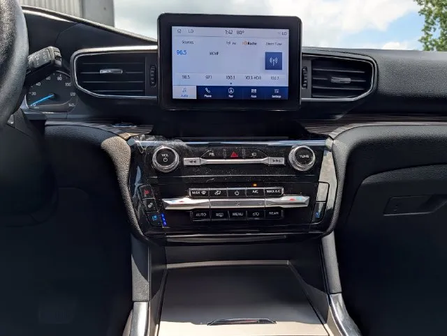 2022 Ford Explorer Limited - Photo 19
