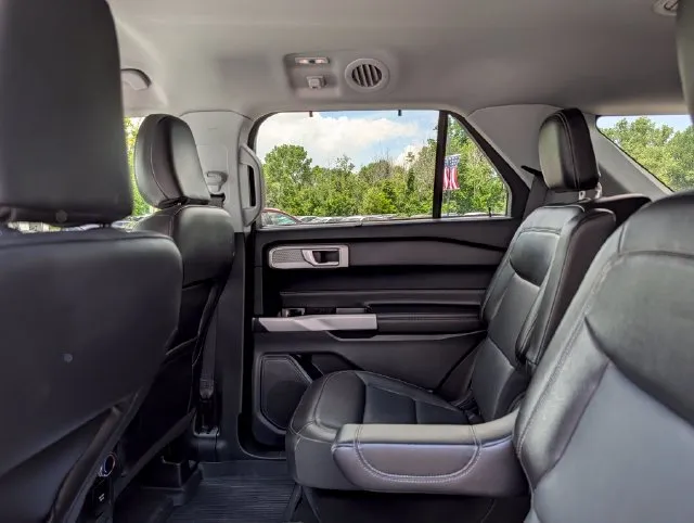 2022 Ford Explorer Limited - Photo 17