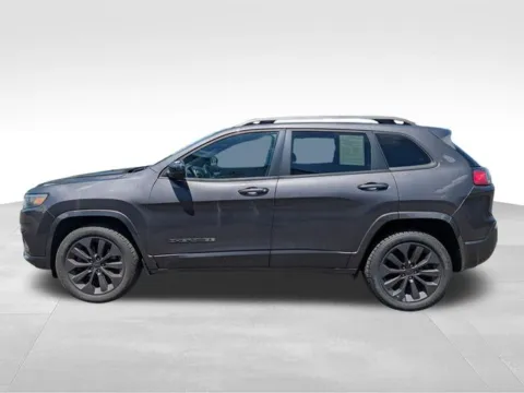 More photos of 2020 Jeep Cherokee Limited at Auto Outlets of Farmington, NY