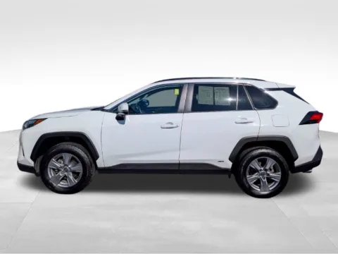 More photos of 2022 Toyota RAV4 Hybrid XLE at Auto Outlets of Farmington, NY