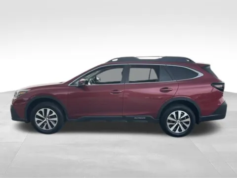 More photos of 2020 Subaru Outback Premium at Auto Outlets of Farmington, NY
