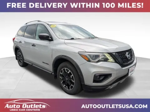 Silver 2019 Nissan Pathfinder SL for sale in Farmington, NY