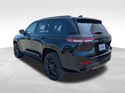 More photos of 2023 Jeep Grand Cherokee 4xe at Auto Outlets of Farmington, NY