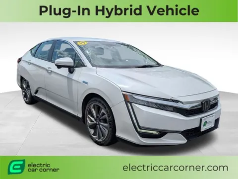 White 2019 Honda Clarity Plug-In Hybrid for sale in Farmington, NY