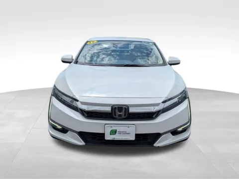 Photos of 2019 Honda Clarity Plug-In Hybrid for sale in Farmington, NY at Auto Outlets of Farmington