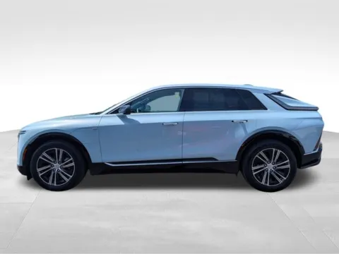 More photos of 2024 Cadillac LYRIQ Luxury at Auto Outlets of Farmington, NY