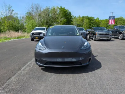 Photos of 2024 Tesla Model Y Long Range for sale in Farmington, NY at Auto Outlets of Farmington