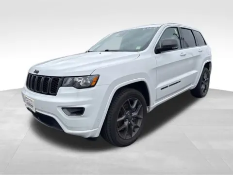 Another view of 2021 Jeep Grand Cherokee Limited for sale in Farmington, NY at Auto Outlets of Farmington