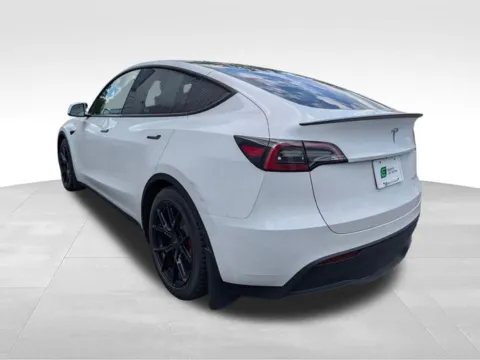 More photos of 2023 Tesla Model Y Performance at Auto Outlets of Farmington, NY