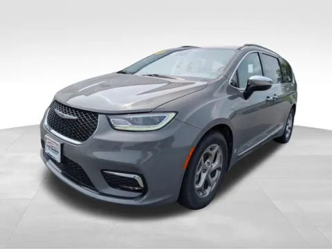 Another view of 2023 Chrysler Pacifica Limited for sale in Farmington, NY at Auto Outlets of Farmington