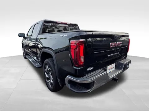 More photos of 2022 GMC Sierra 1500 SLT at Auto Outlets of Farmington, NY