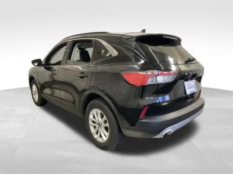 More photos of 2022 Ford Escape SE at Auto Outlets of Farmington, NY