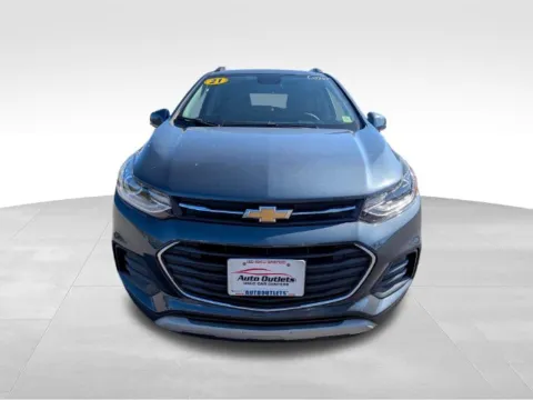 Photos of 2021 Chevrolet Trax LT for sale in Farmington, NY at Auto Outlets of Farmington