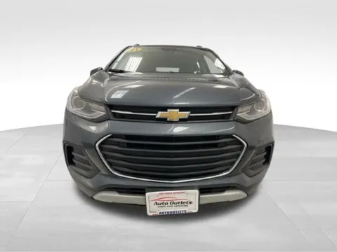 Photos of 2021 Chevrolet Trax LT for sale in Farmington, NY at Auto Outlets of Farmington
