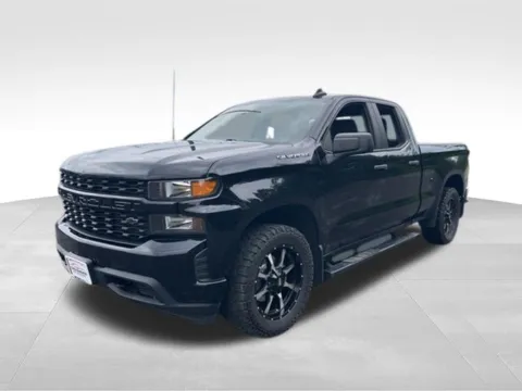 Another view of 2019 Chevrolet Silverado 1500 Custom for sale in Farmington, NY at Auto Outlets of Farmington