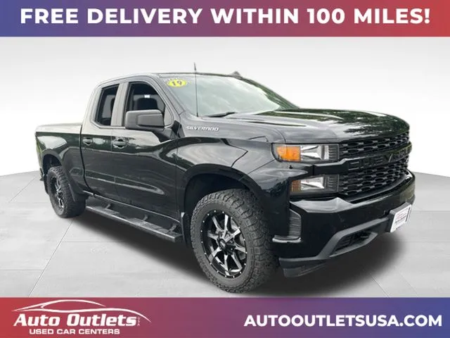 Black 2019 Chevrolet Silverado 1500 Custom for sale in Farmington, NY