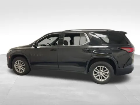 More photos of 2023 Chevrolet Traverse LT at Auto Outlets of Farmington, NY