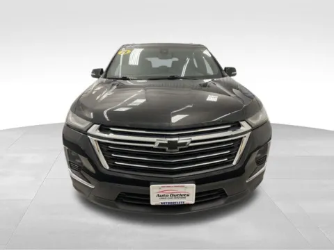 Photos of 2023 Chevrolet Traverse LT for sale in Farmington, NY at Auto Outlets of Farmington