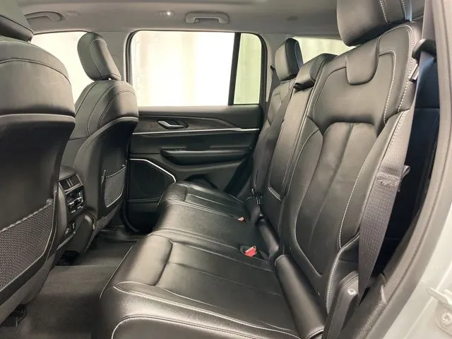 2022 Jeep Grand Cherokee Limited - Photo 13