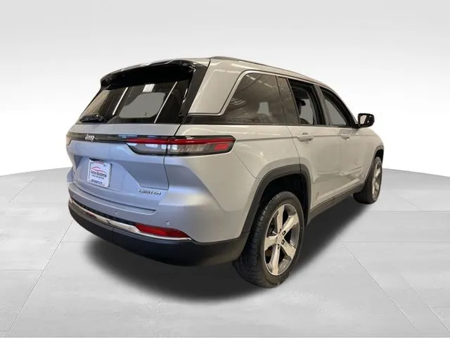 2022 Jeep Grand Cherokee Limited - Photo 6