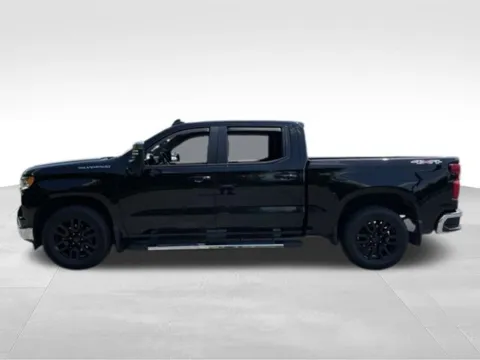 More photos of 2022 Chevrolet Silverado 1500 LT at Auto Outlets of Farmington, NY