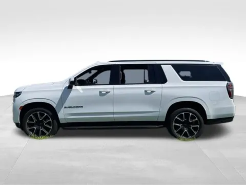 More photos of 2022 Chevrolet Suburban RST at Auto Outlets of Farmington, NY
