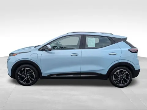 More photos of 2023 Chevrolet Bolt EUV Premier at Auto Outlets of Farmington, NY