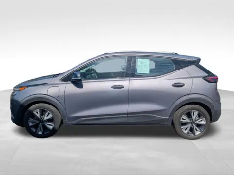 More photos of 2022 Chevrolet Bolt EUV LT at Auto Outlets of Farmington, NY