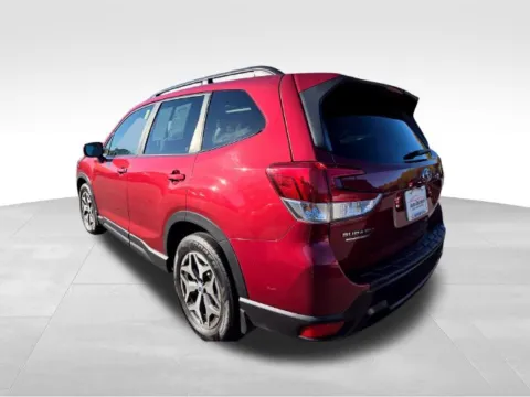 More photos of 2020 Subaru Forester Premium at Auto Outlets of Farmington, NY