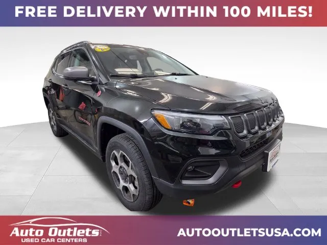 Black 2022 Jeep Compass Trailhawk for sale in Farmington, NY