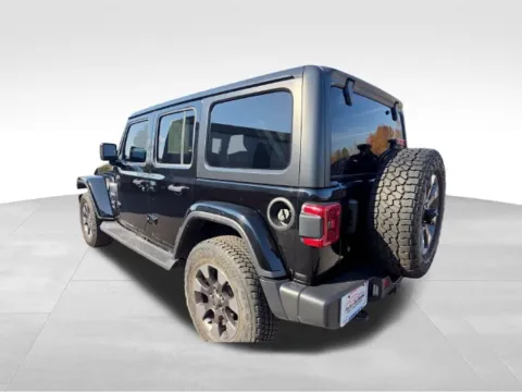 More photos of 2018 Jeep Wrangler Unlimited Sahara at Auto Outlets of Farmington, NY