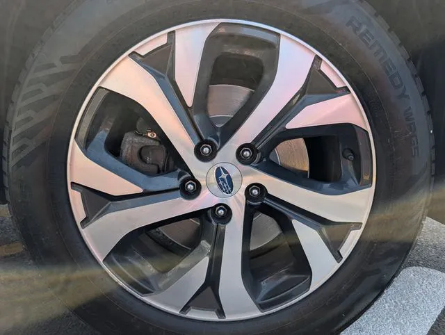 2022 Subaru Outback Limited - Photo 10