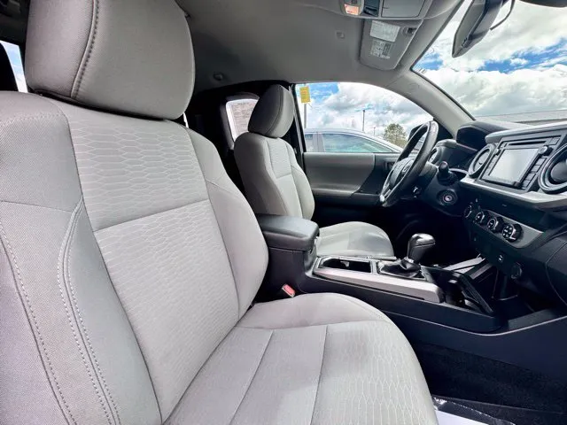 2019 Toyota Tacoma SR5 - Photo 14
