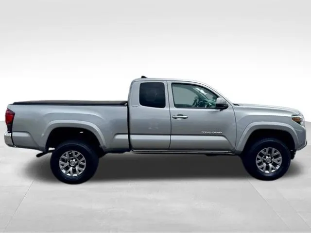 2019 Toyota Tacoma SR5 - Photo 9