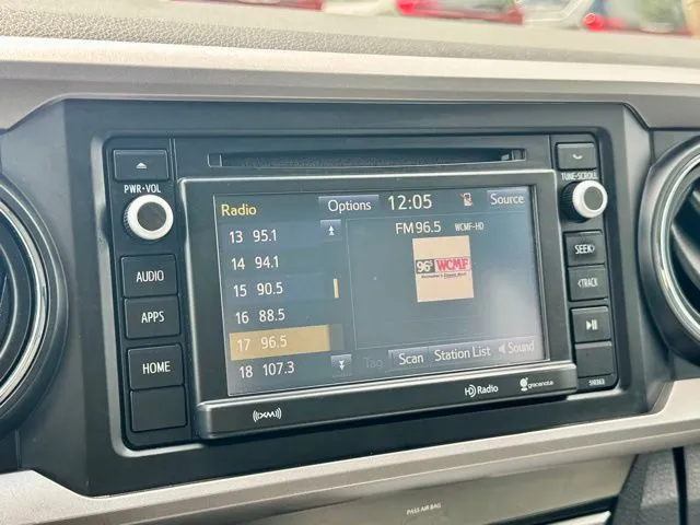 2019 Toyota Tacoma SR5 - Photo 23