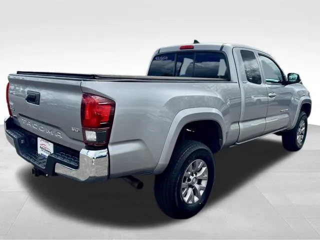 2019 Toyota Tacoma SR5 - Photo 8