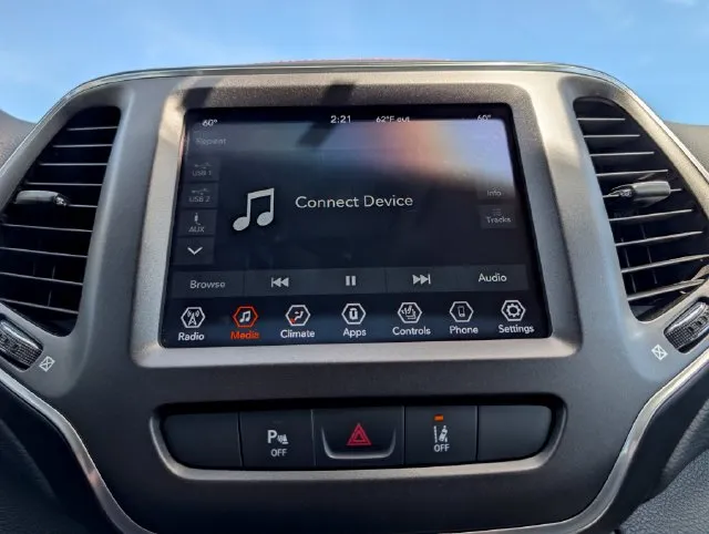 2021 Jeep Cherokee Trailhawk - Photo 28
