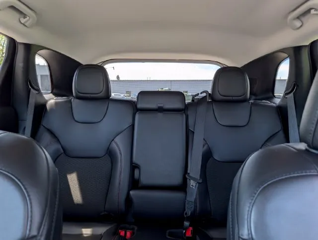 2021 Jeep Cherokee Trailhawk - Photo 18