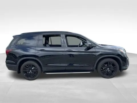 More photos of 2021 Honda Pilot Black Edition at Auto Outlets of Webster, NY