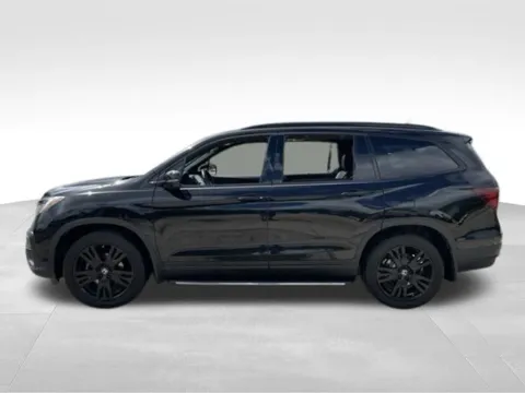 More photos of 2021 Honda Pilot Black Edition at Auto Outlets of Webster, NY