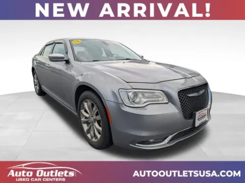 Silver 2018 Chrysler 300 Limited for sale in Webster, NY