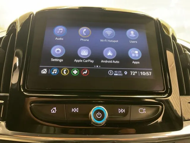 2023 Chevrolet Traverse 1LT - Photo 27