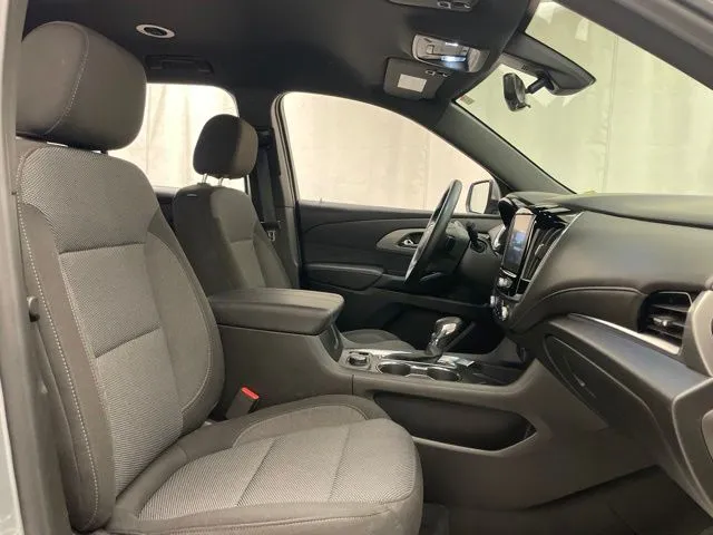 2023 Chevrolet Traverse 1LT - Photo 14