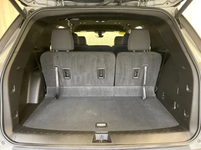 2023 Chevrolet Traverse 1LT - Photo 12