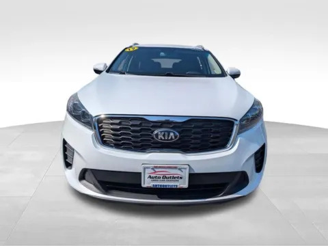 Photos of 2019 Kia Sorento LX for sale in Webster, NY at Auto Outlets of Webster