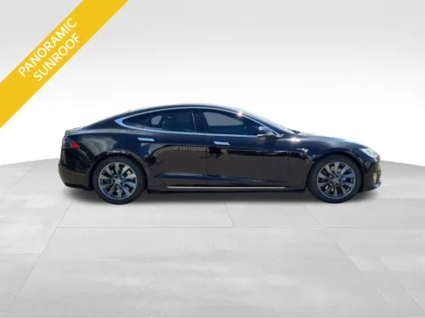 More photos of 2021 Tesla Model S Long Range at Emich Kia, CO