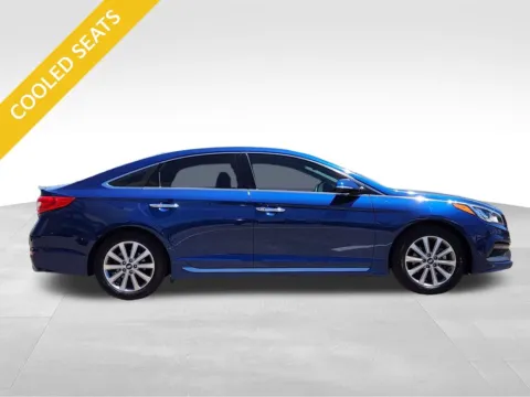 More photos of 2016 Hyundai Sonata Limited at Emich Kia, CO