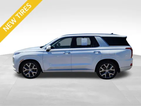 Photos of 2021 Hyundai Palisade Limited for sale in Denver, CO at Emich Kia